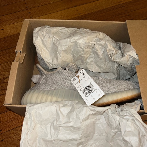 Adidas Yeezy Boost 350 V2 “Sesame” Mens Size 8.5 (New) - Picture 8 of 10